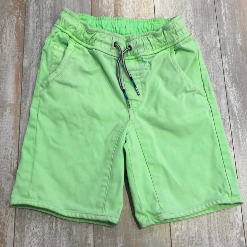 Cat & Jack neon green shorts size small 6/7